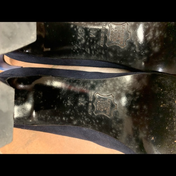 YSL Navy Blue Heels - Picture 8 of 8